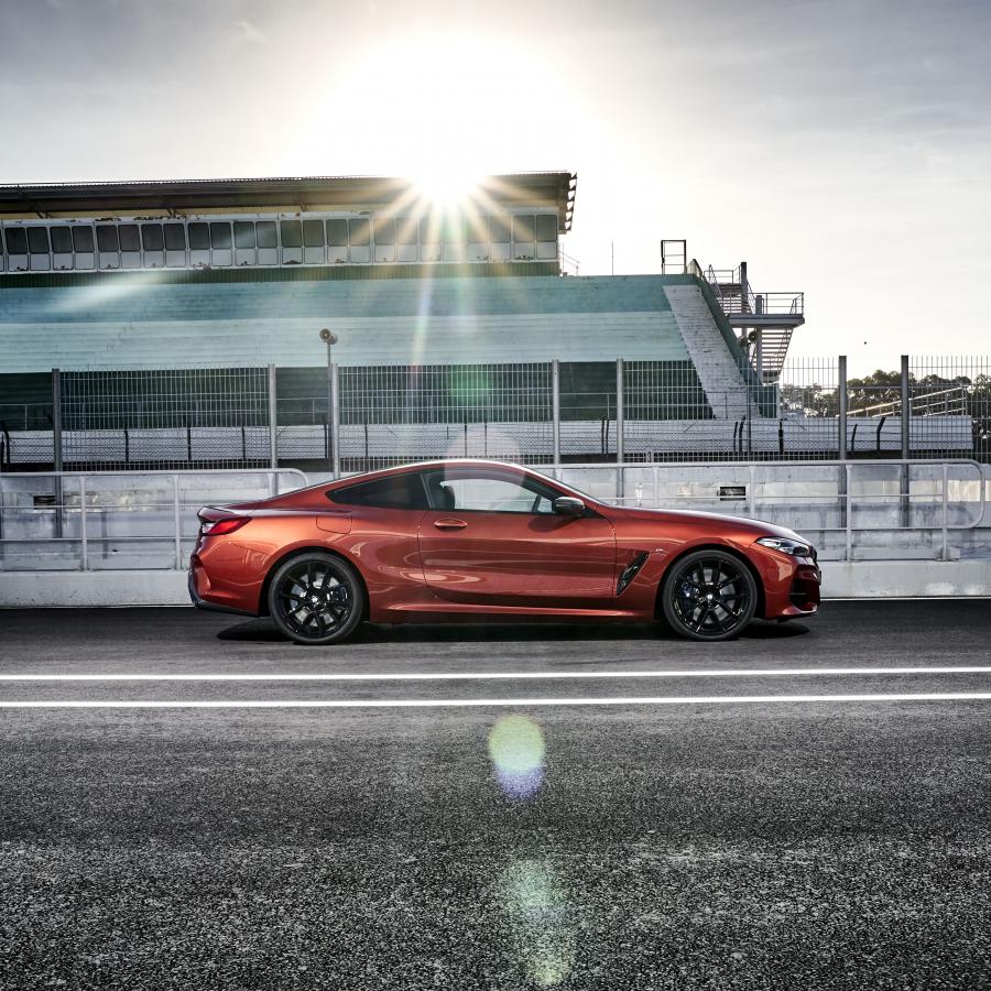  BMW M850i xDrive Carbon Package (G15) 2018 года  (WW) (фото 132 из 287)